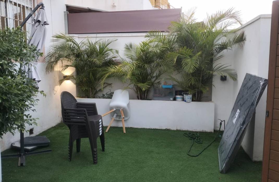 Resale - Terraced house - Torrevieja - Torretas