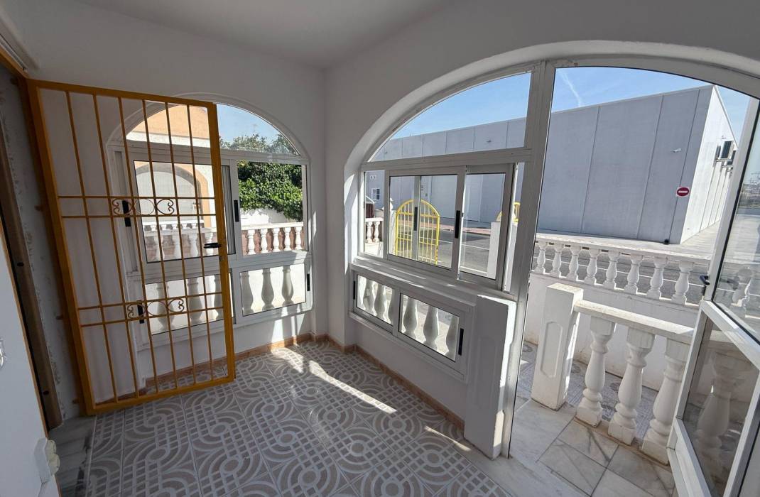 Resale - Terraced house - Torrevieja - Torretas