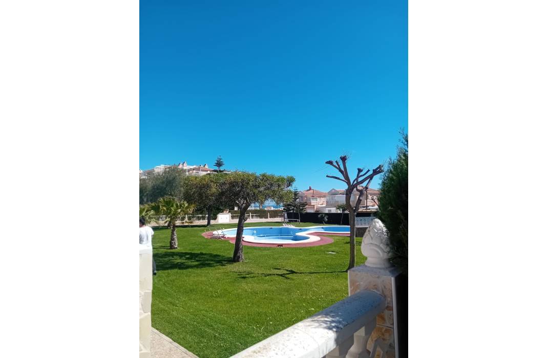 Resale - Townhouse - La Mata