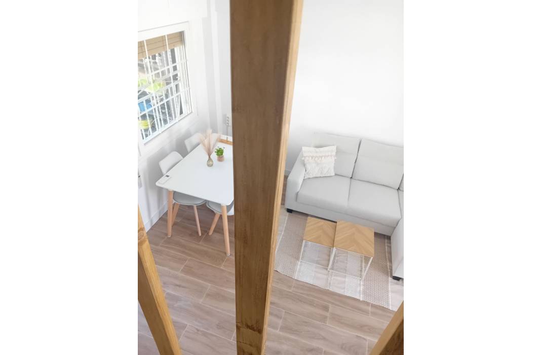 Resale - Townhouse - La Mata