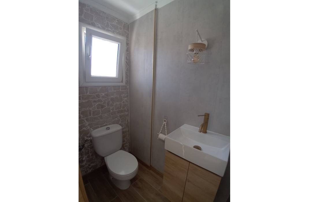 Resale - Townhouse - La Mata