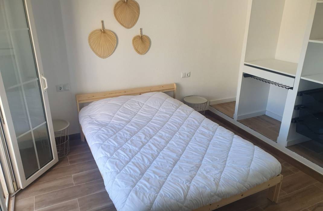 Resale - Townhouse - La Mata