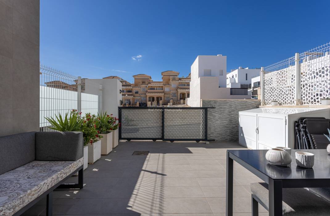 Resale - Townhouse - Orihuela Costa - Villamartin