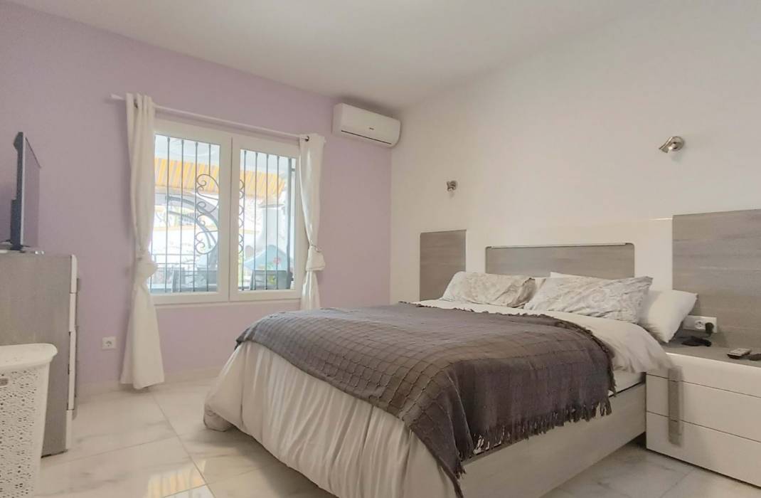 Resale - Townhouse - Orihuela Costa - Villamartin