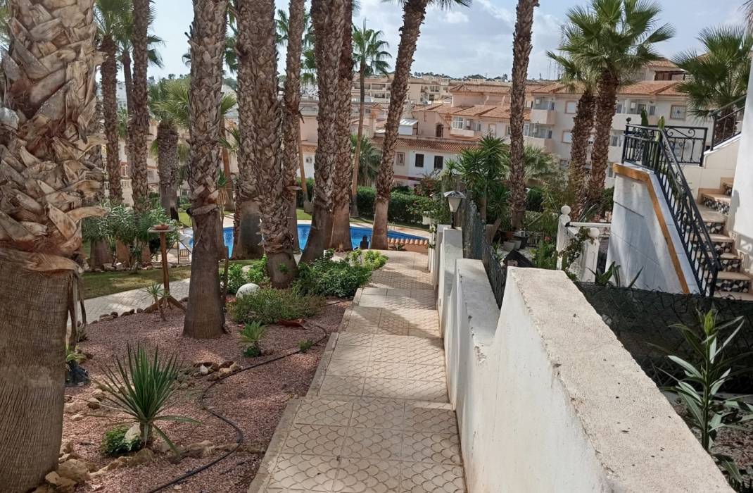 Resale - Townhouse - Orihuela Costa - Villamartin