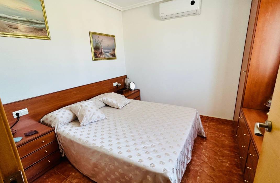 Resale - Townhouse - Torrevieja - La Siesta - El Salado -  Torreta