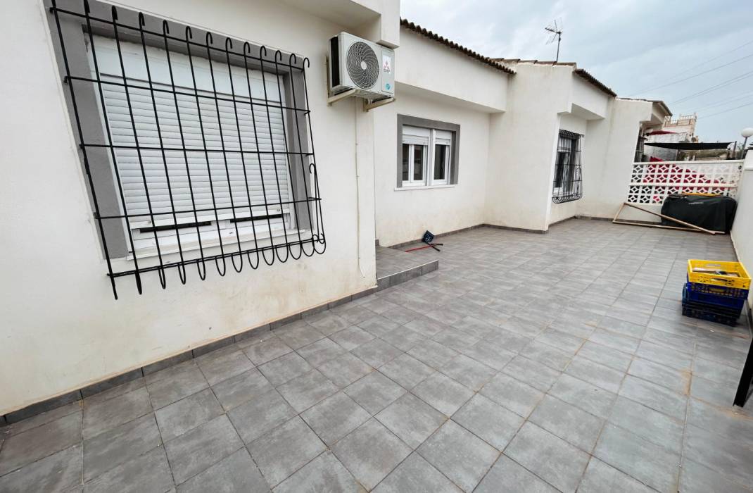 Resale - Townhouse - Torrevieja - San Luis