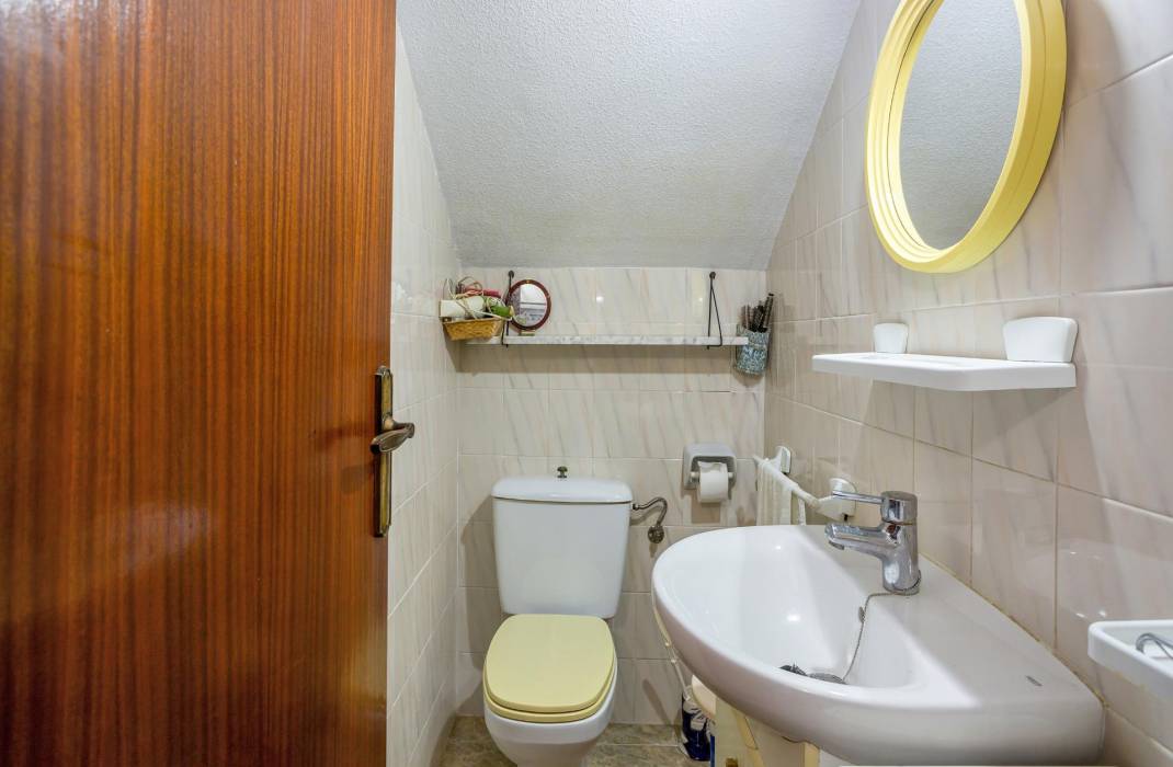 Resale - Townhouse - Torrevieja