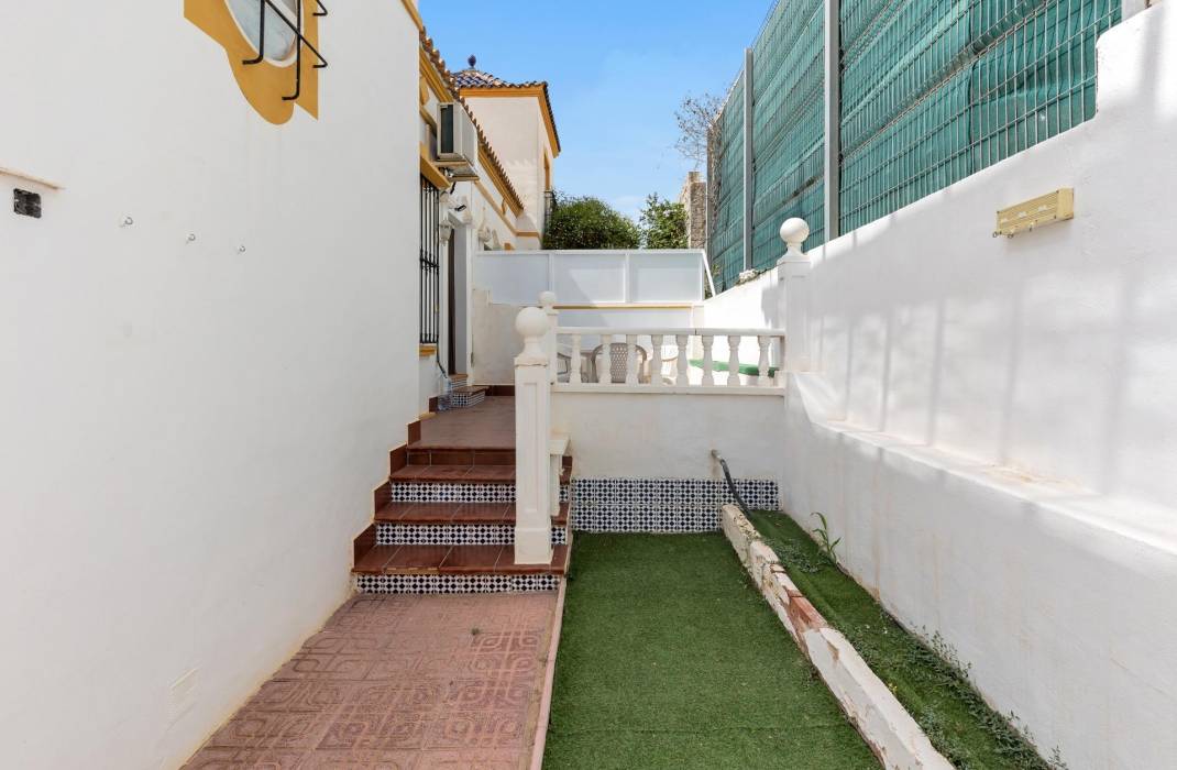 Resale - Townhouse - Torrevieja