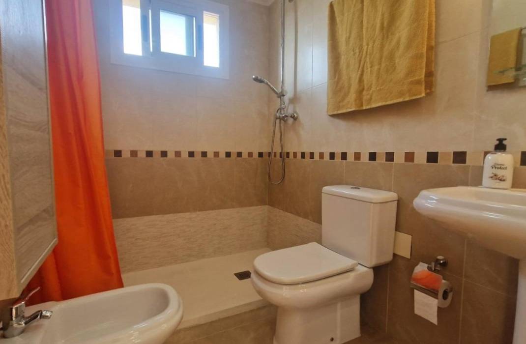 Resale - Townhouse - Torrevieja