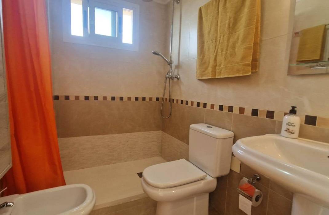 Resale - Townhouse - Torrevieja