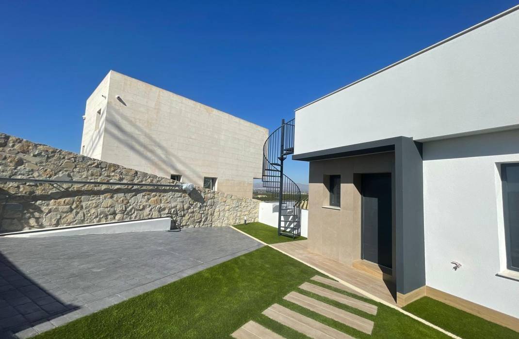 Resale - Villa - Algorfa - Comunidad valenciana