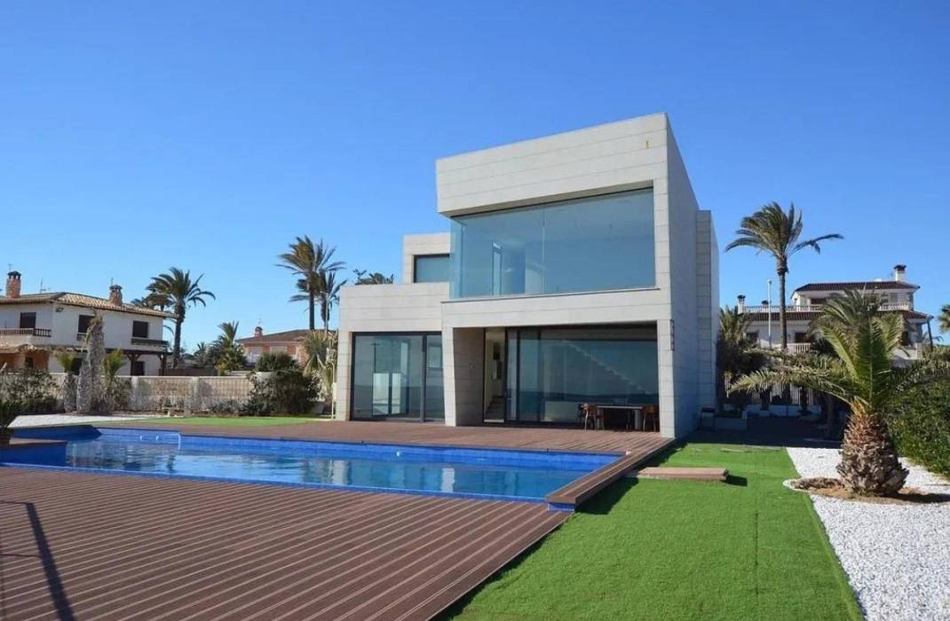 Resale - Villa - Cabo Roig - Costa blanca