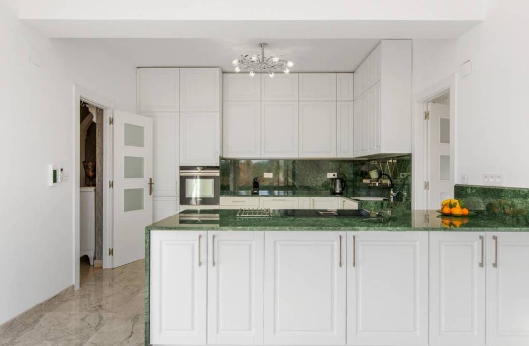 Resale - Villa - Daya Vieja