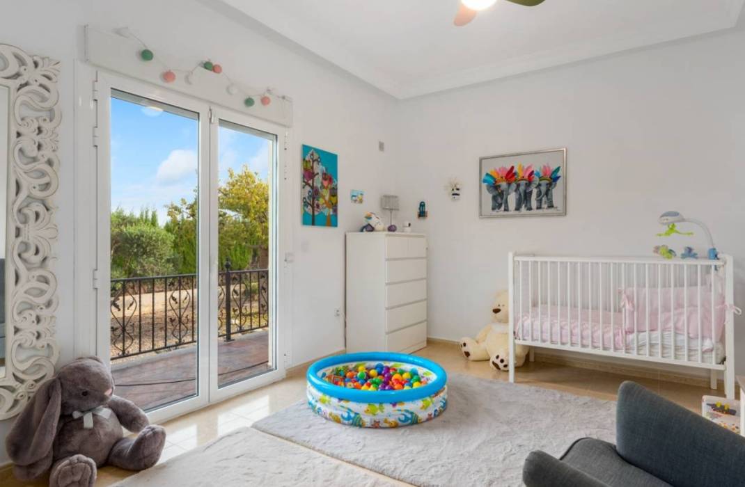Resale - Villa - Daya Vieja