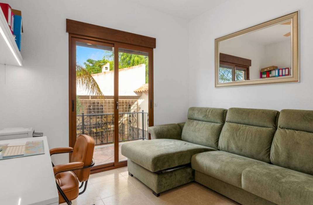 Resale - Villa - Daya Vieja
