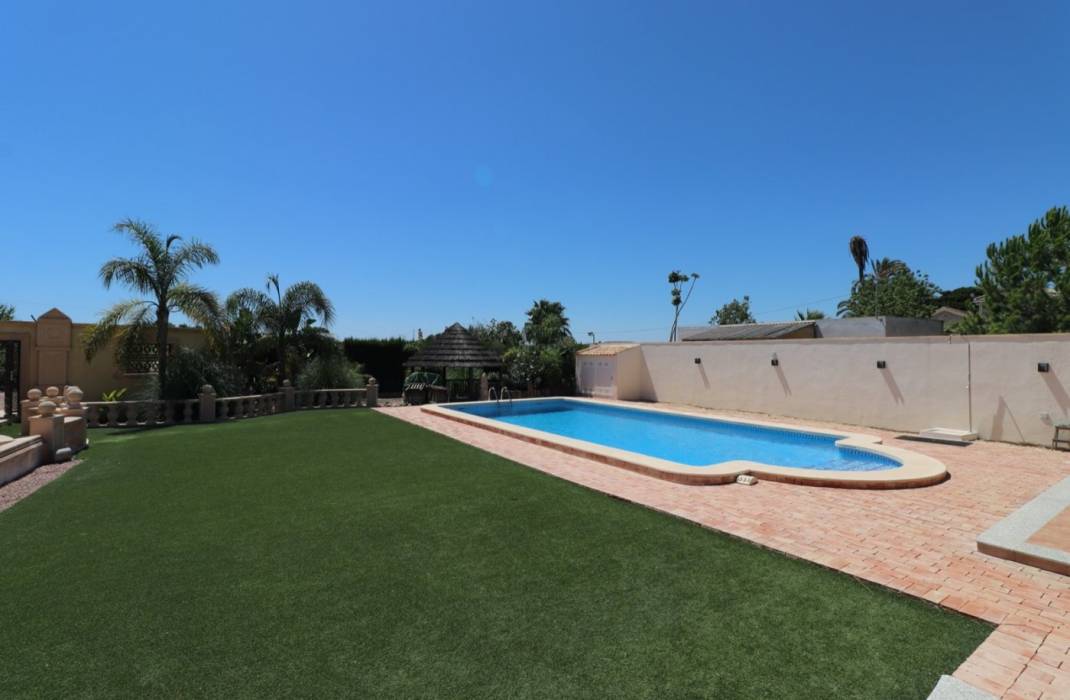 Resale - Villa - Daya Vieja