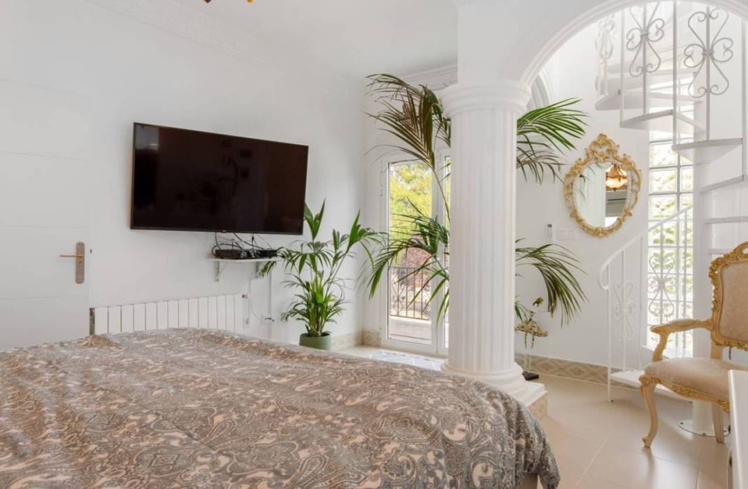 Resale - Villa - Daya Vieja