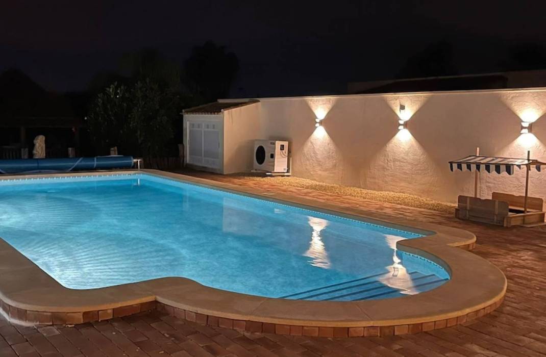 Resale - Villa - Daya Vieja
