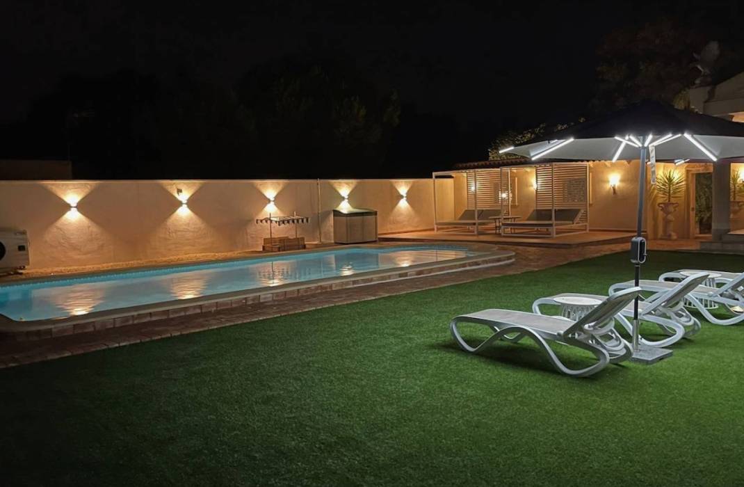 Resale - Villa - Daya Vieja