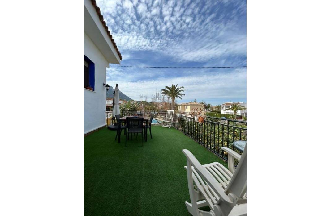 Resale - Villa - Denia - El montgo