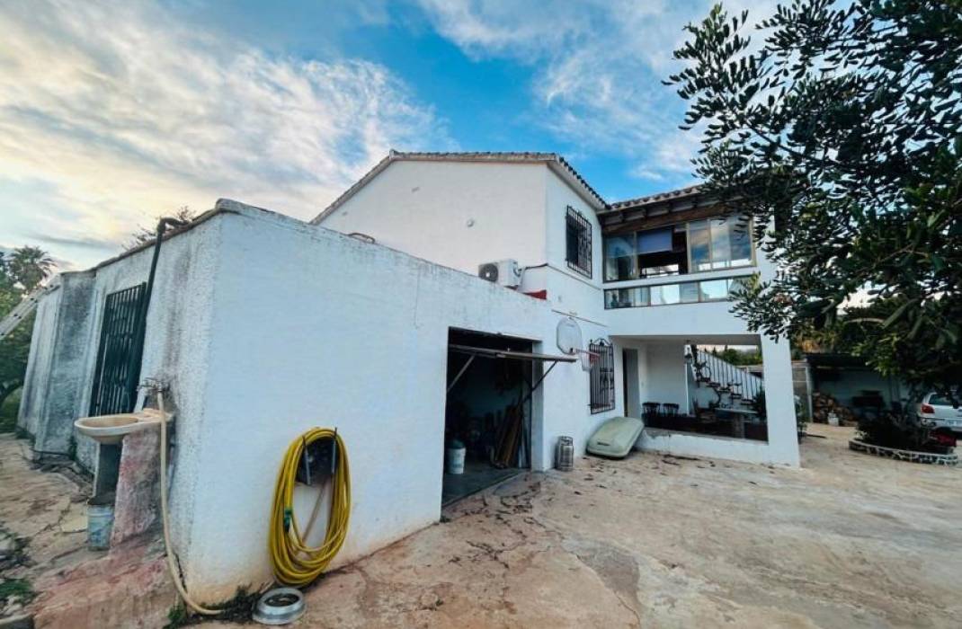 Resale - Villa - Denia - Tossal Gros