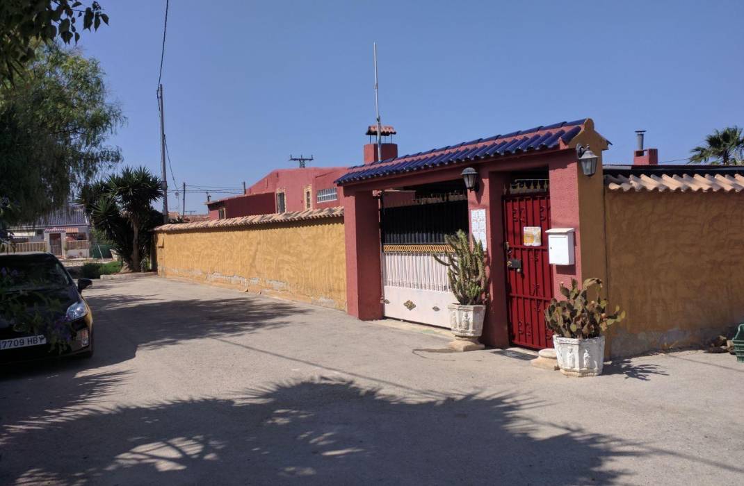 Resale - Villa - Dolores - Comunidad valenciana