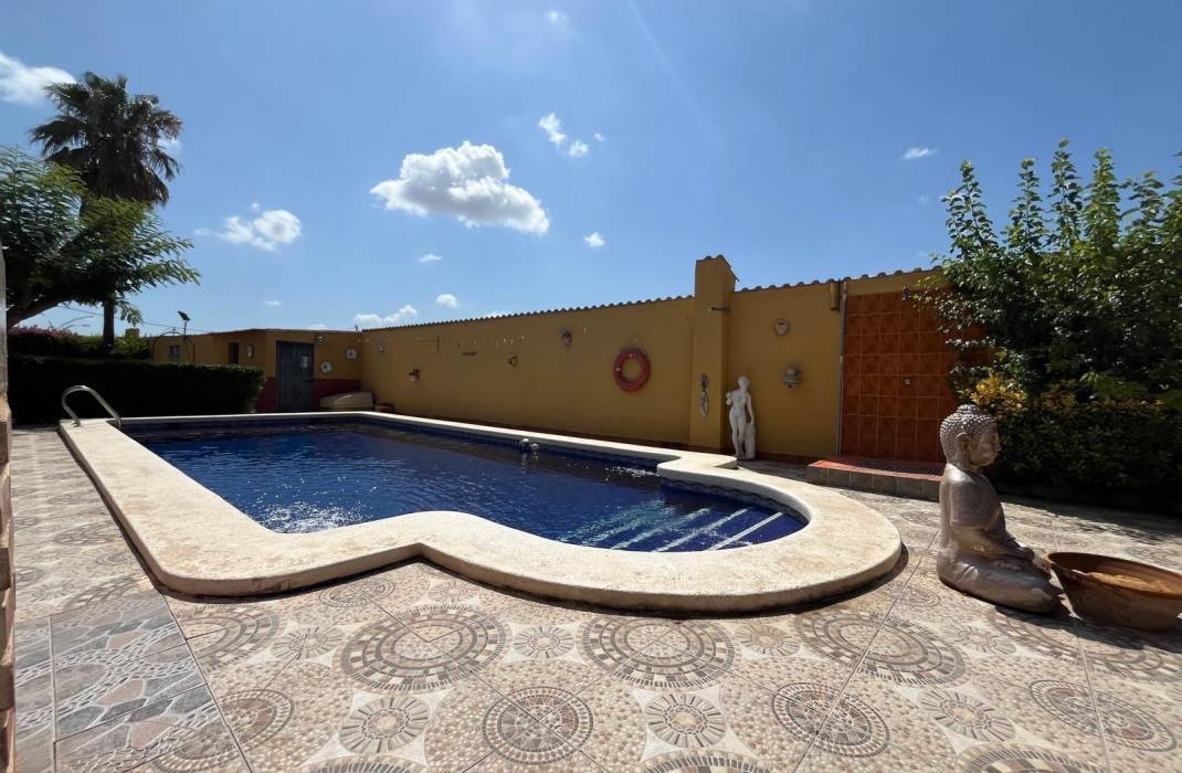 Resale - Villa - Dolores - Comunidad valenciana