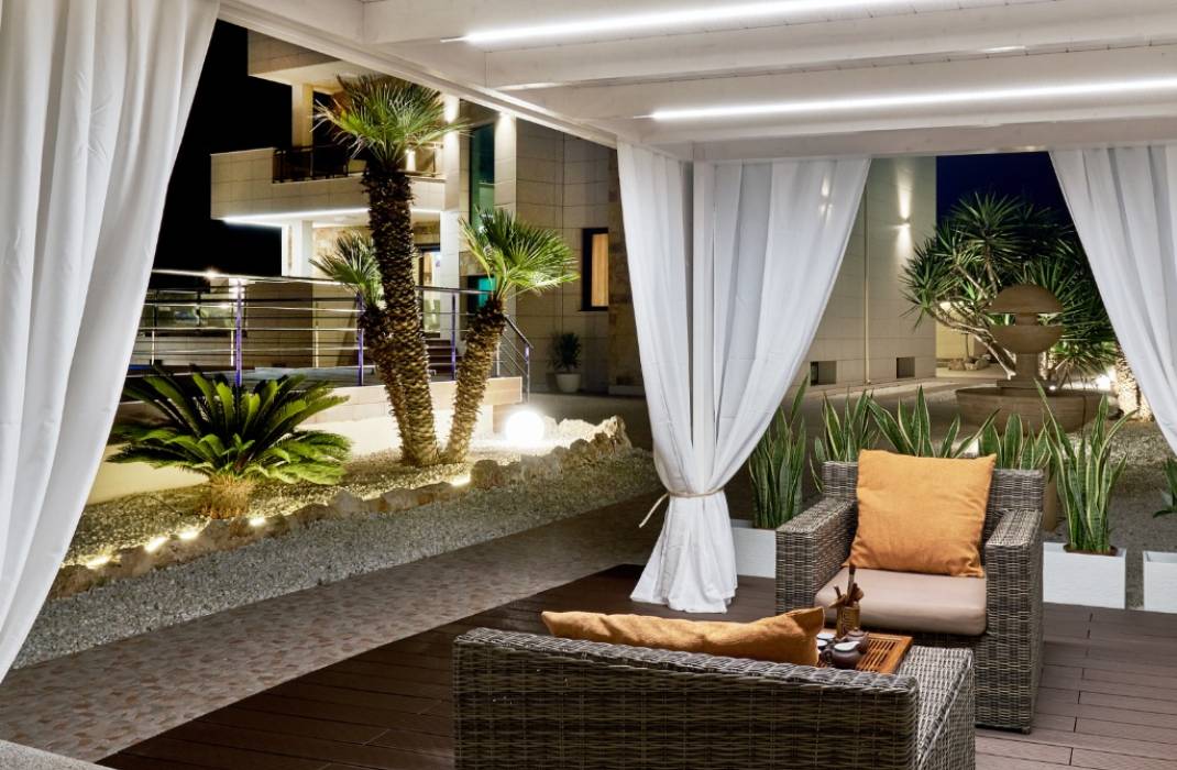 Resale - Villa - La Mata