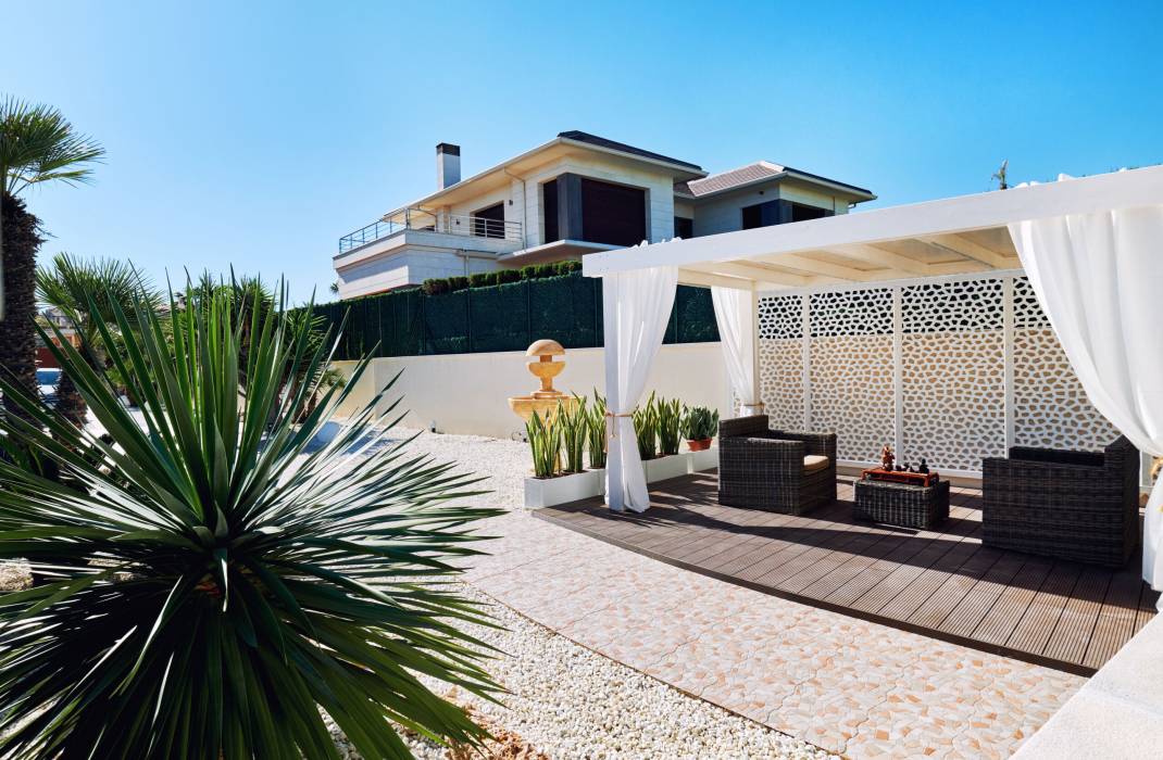 Resale - Villa - La Mata