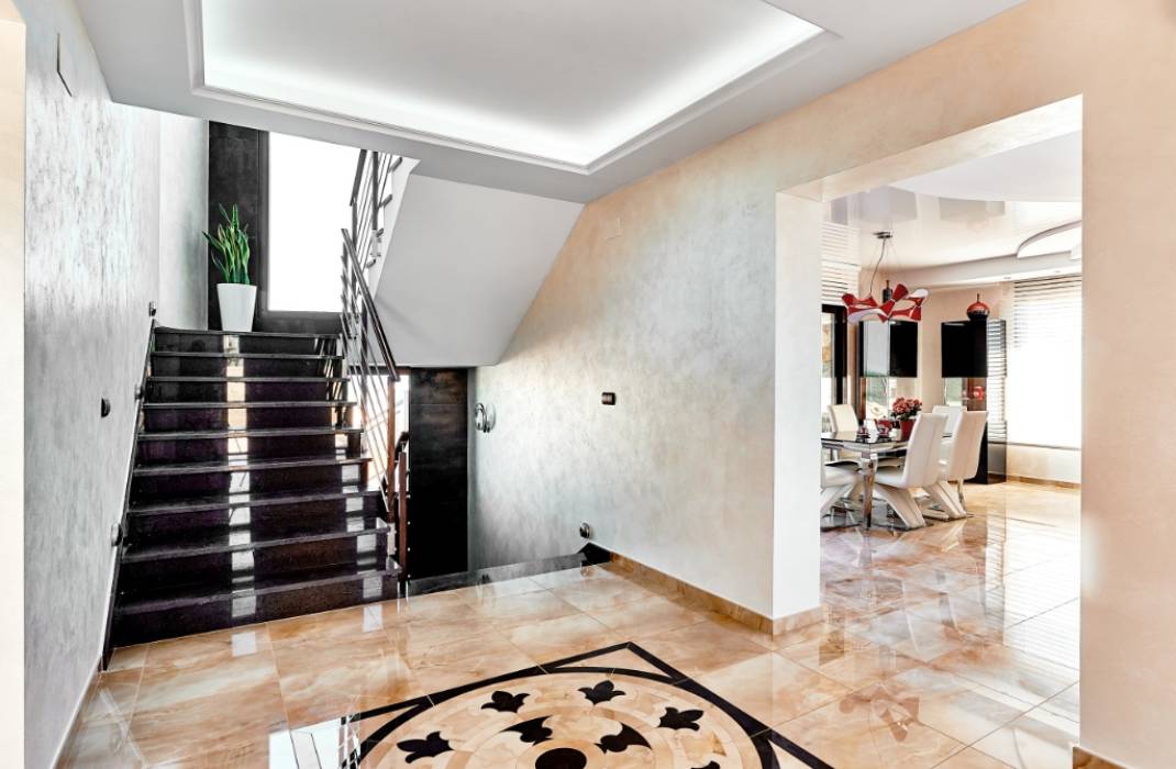 Resale - Villa - La Mata