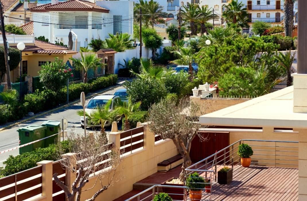 Resale - Villa - La Mata