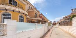 Resale - Villa - Los Montesinos - Los Montesinos - Urb. La Herrada