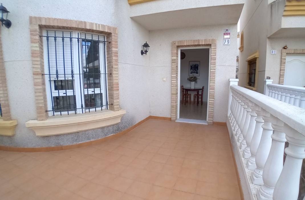 Resale - Villa - Los Montesinos