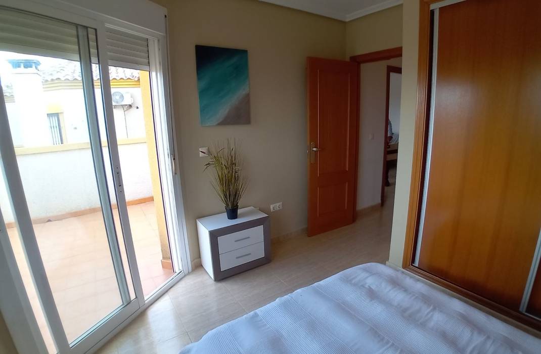 Resale - Villa - Los Montesinos