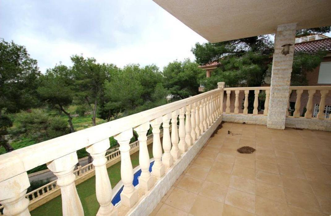 Resale - Villa - Orihuela Costa - Altos de Campoamor