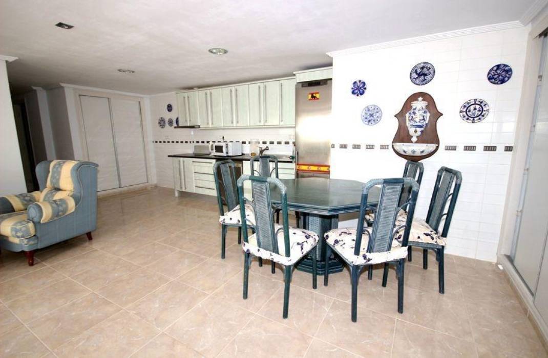 Resale - Villa - Orihuela Costa - Altos de Campoamor