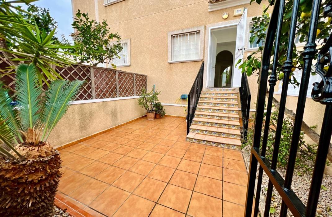 Resale - Villa - Orihuela Costa - Las Filipinas