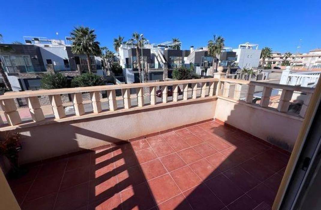 Resale - Villa - Orihuela Costa - Lomas de Cabo Roig