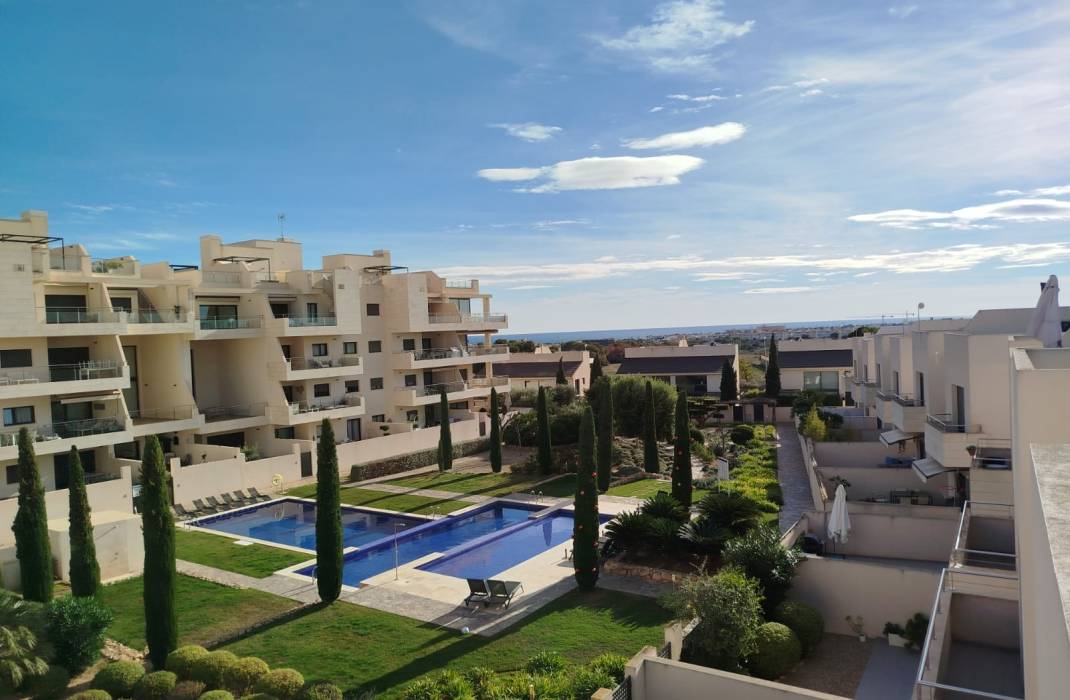 Resale - Villa - Orihuela Costa - Los Dolses