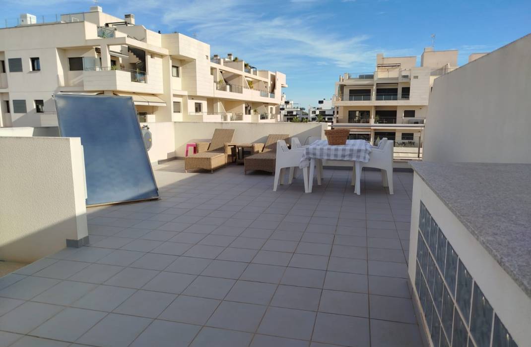 Resale - Villa - Orihuela Costa - Los Dolses