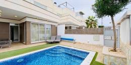 Resale - Villa - Orihuela Costa - Montezenia