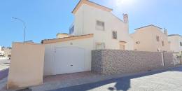 Resale - Villa - Orihuela Costa - Playa Flamenca Norte