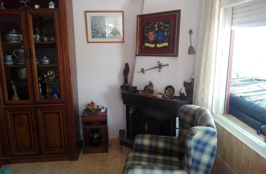 Resale - Villa - Orihuela Costa - Punta Prima