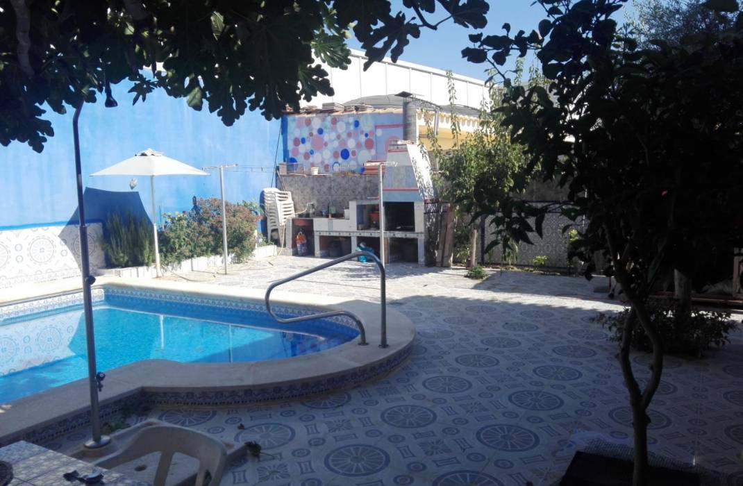 Resale - Villa - Orihuela Costa - Punta Prima