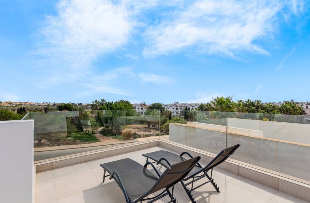 Resale - Villa - Orihuela Costa - Villamartín