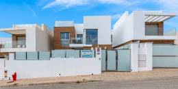 Resale - Villa - Orihuela Costa - Villamartín