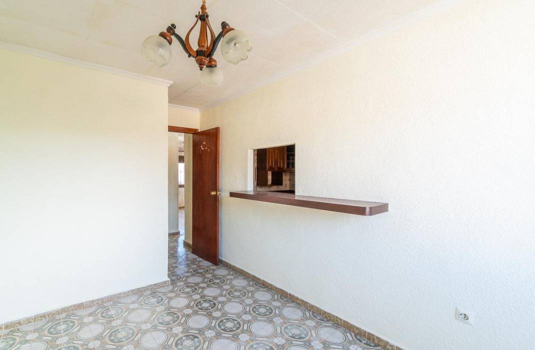 Resale - Villa - Orihuela Costa