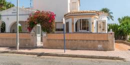 Resale - Villa - Orihuela Costa