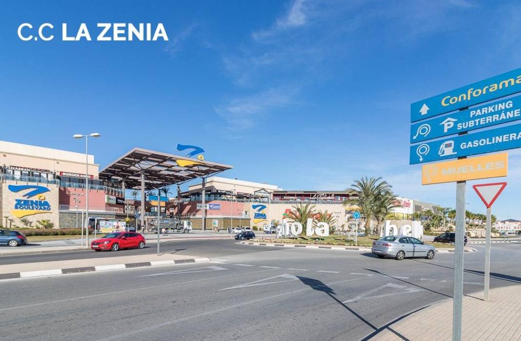 Resale - Villa - Orihuela Costa